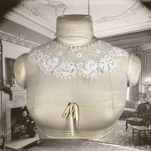 Antique Victorian Irish Lace Collar